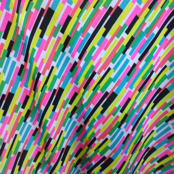 ActiveWear by Jennifer Lauren Top - Picture 2 of 6